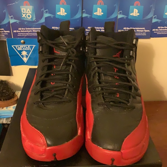 Jordan retro 12 flu game - Picture 9 of 10
